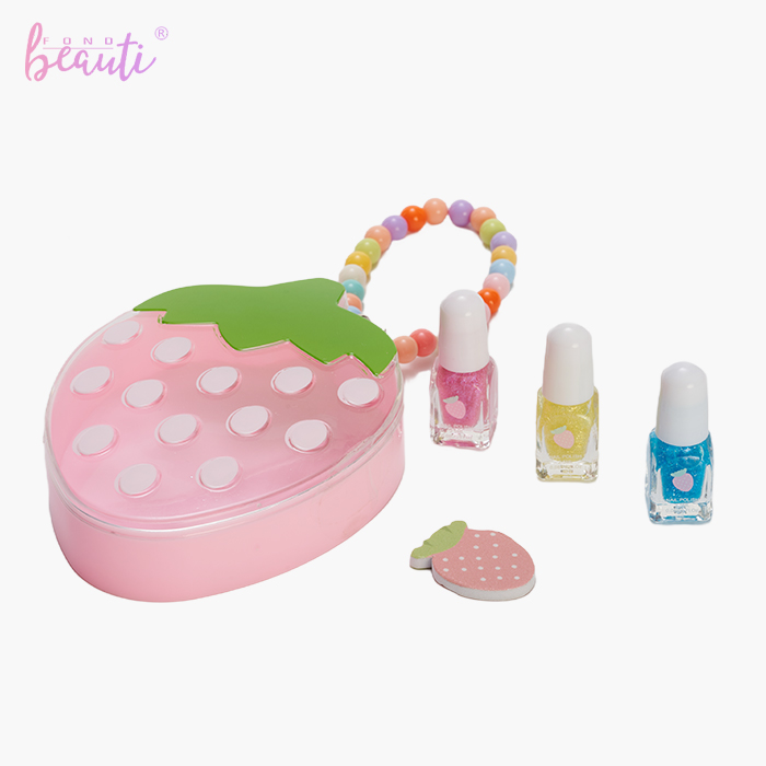 Strawberry plastic box - Water-based nail polish set