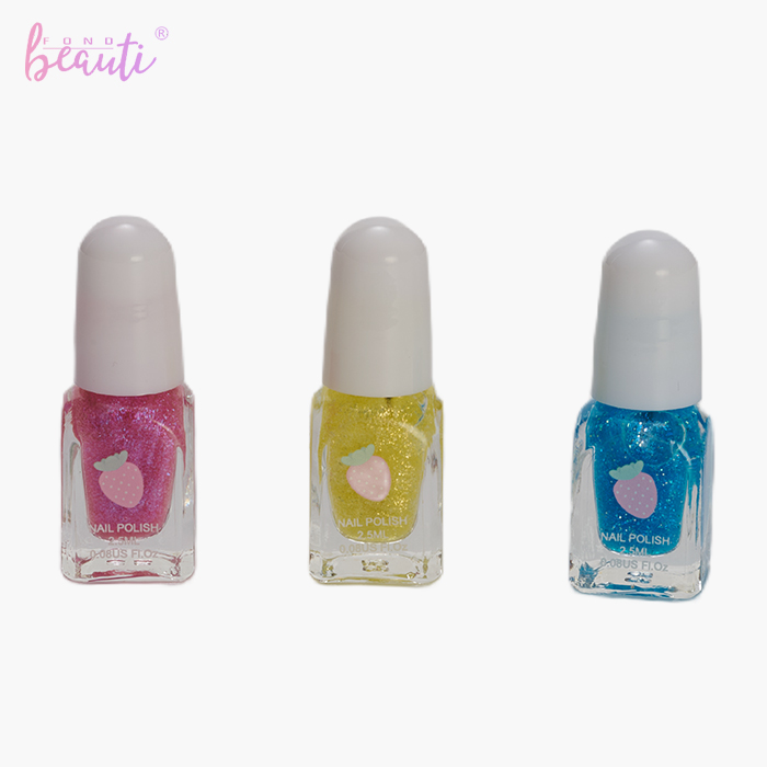 Strawberry plastic box - Water-based nail polish set