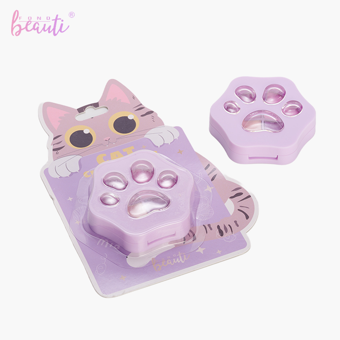 Cat's paw eye shadow