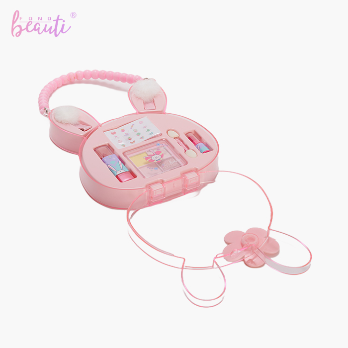 Children's lip gloss set