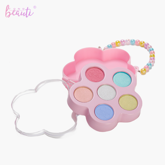 Children's eye shadow set