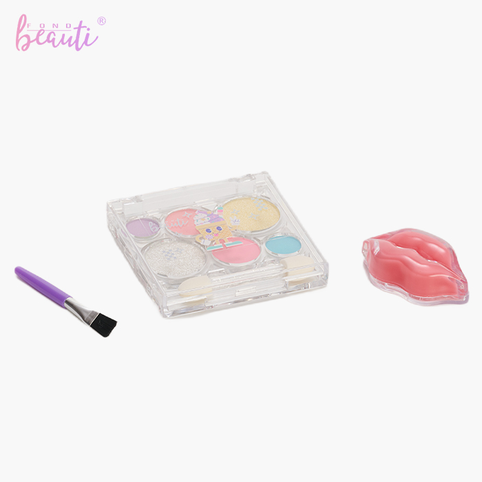 Children's eye shadow lip gloss set