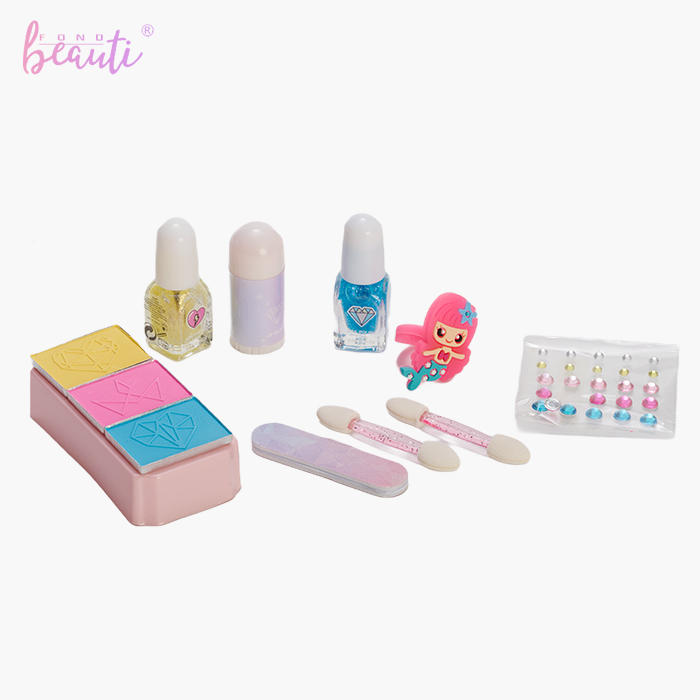 Children's lip gloss nail polish eye shadow Set