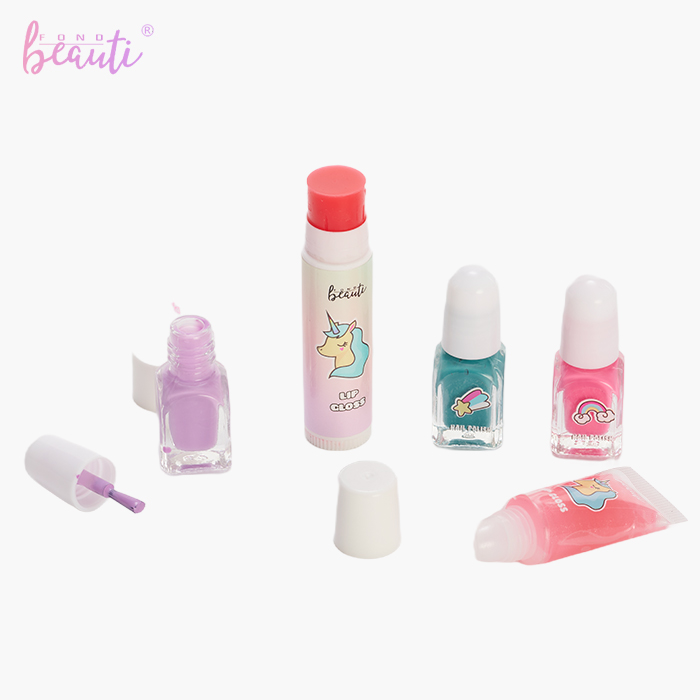 Children's water-based nail polish wardrobe toy set